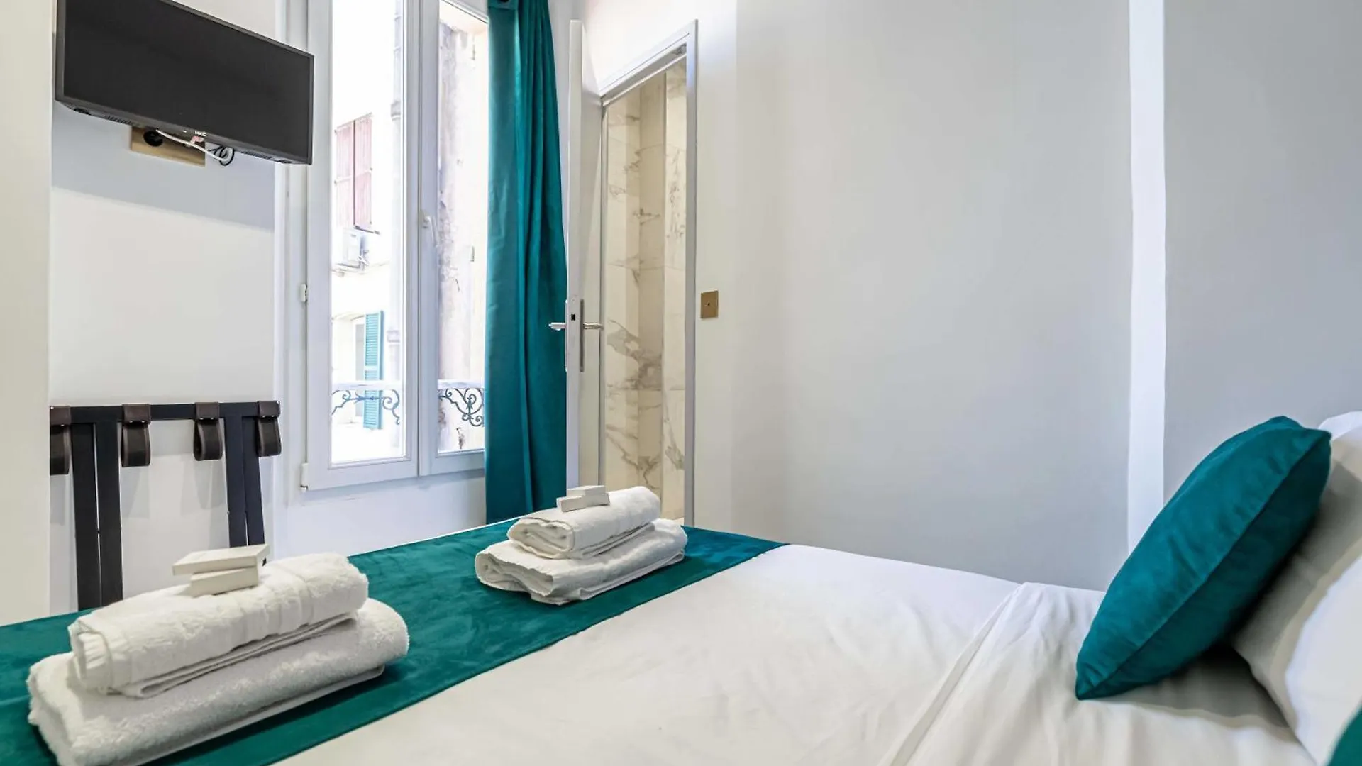Apartment In Cannes For 2 People
