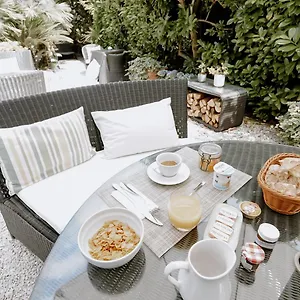 Otel Ideal Sejour - Stylish Boutique With Quiet Garden, Cannes